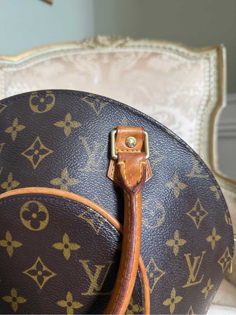 Louis Vuitton Brown Monogram Ellipse Bag - Picture 6 of 16